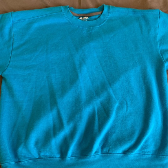MENS GILDAN CREW NECK - Picture 1 of 6